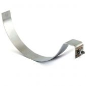 CZH632 Mounting hanger clip for the fresh air intake pipe (EAM7437) that sits under the front wing.